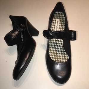 NEW American Eagle Mary Janes